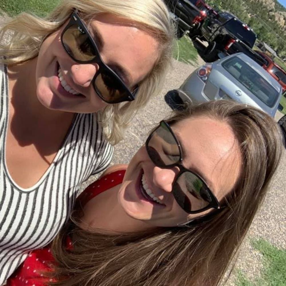 Meet your Posher, Monica